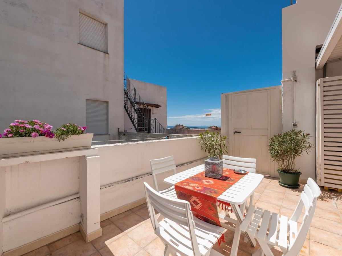 Casa Alla Marina Del Porto Di Cagliari Apartment Exterior foto